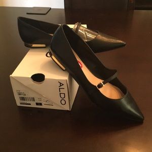 ALDO Vannesa Black Flats Size 11